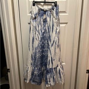 Women’s size medium long skirt new with tags